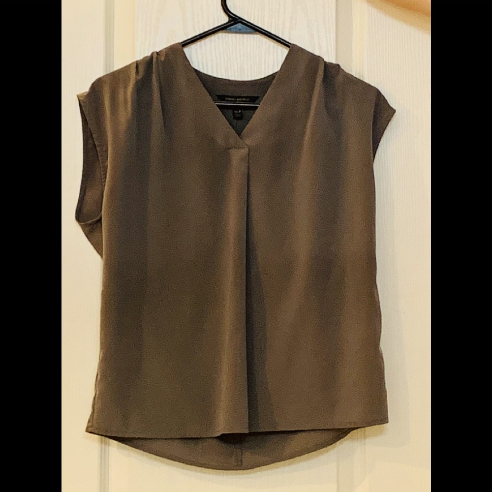Banana Republic Blouse - Olive Green